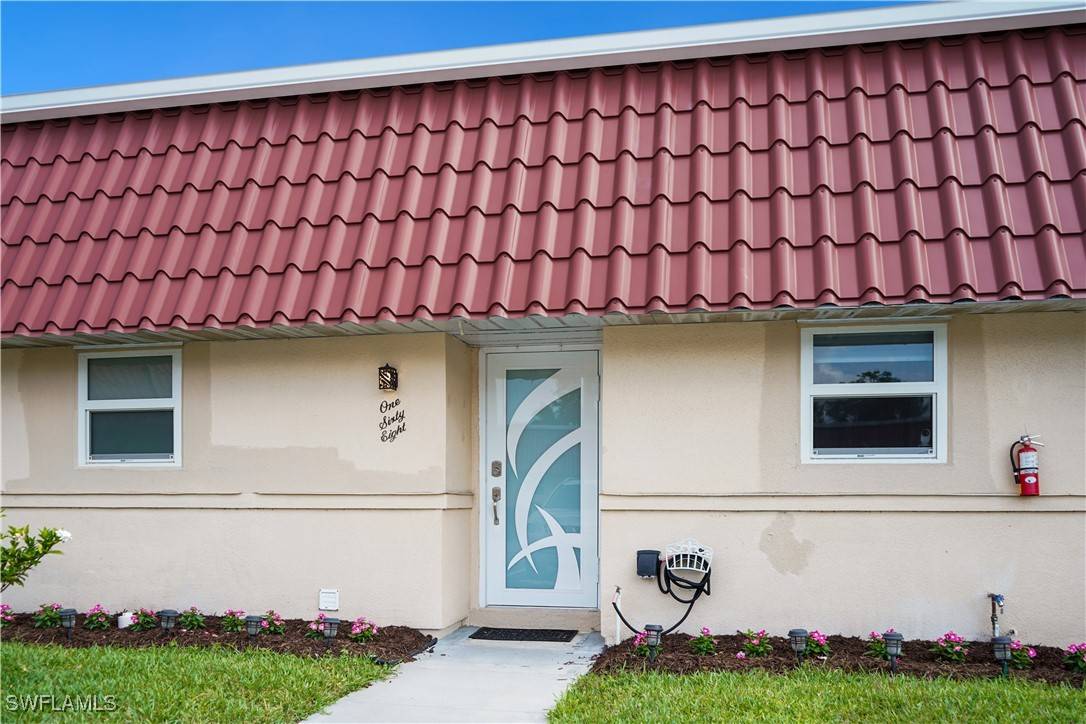 Lake Worth, FL 33467,168 Amherst LN