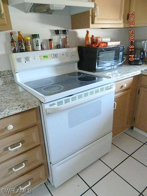 Fort Myers, FL 33907,2100 Barkeley LN #14