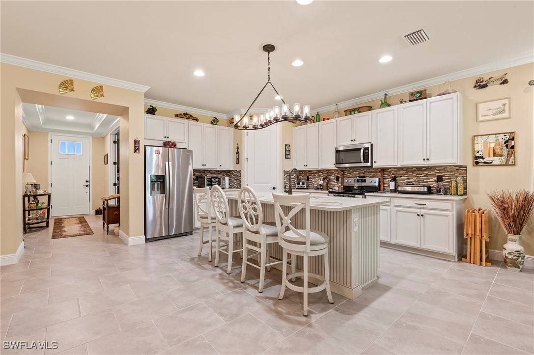 Naples, FL 34120,3865 Helmsman DR