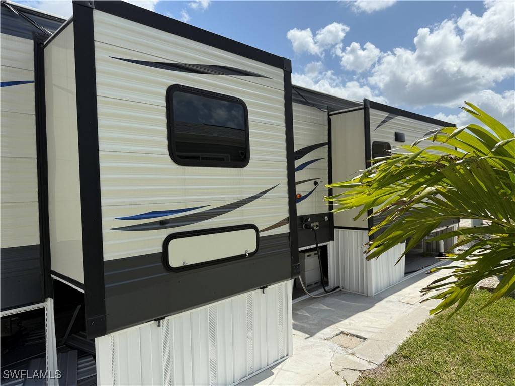 Fort Myers, FL 33908,19681 Summerlin #6 RD