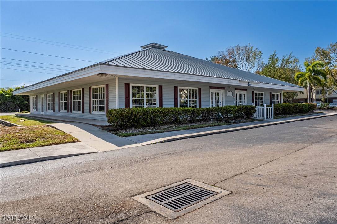 Fort Myers, FL 33919,40-2 Barkley CIR