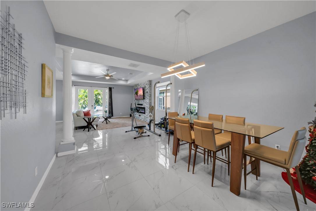 Cape Coral, FL 33909,2736 Blue Cypress Lake CT