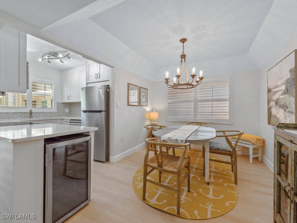 Naples, FL 34103,3200 GULF SHORE BLVD N #105