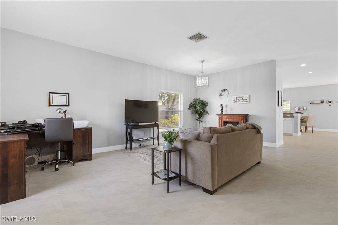 Cape Coral, FL 33991,2305 Cape Heather CIR