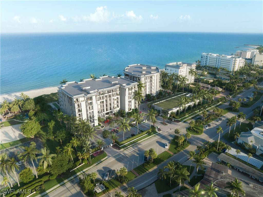 Naples, FL 34102,1611 Gulf Shore BLVD N #206