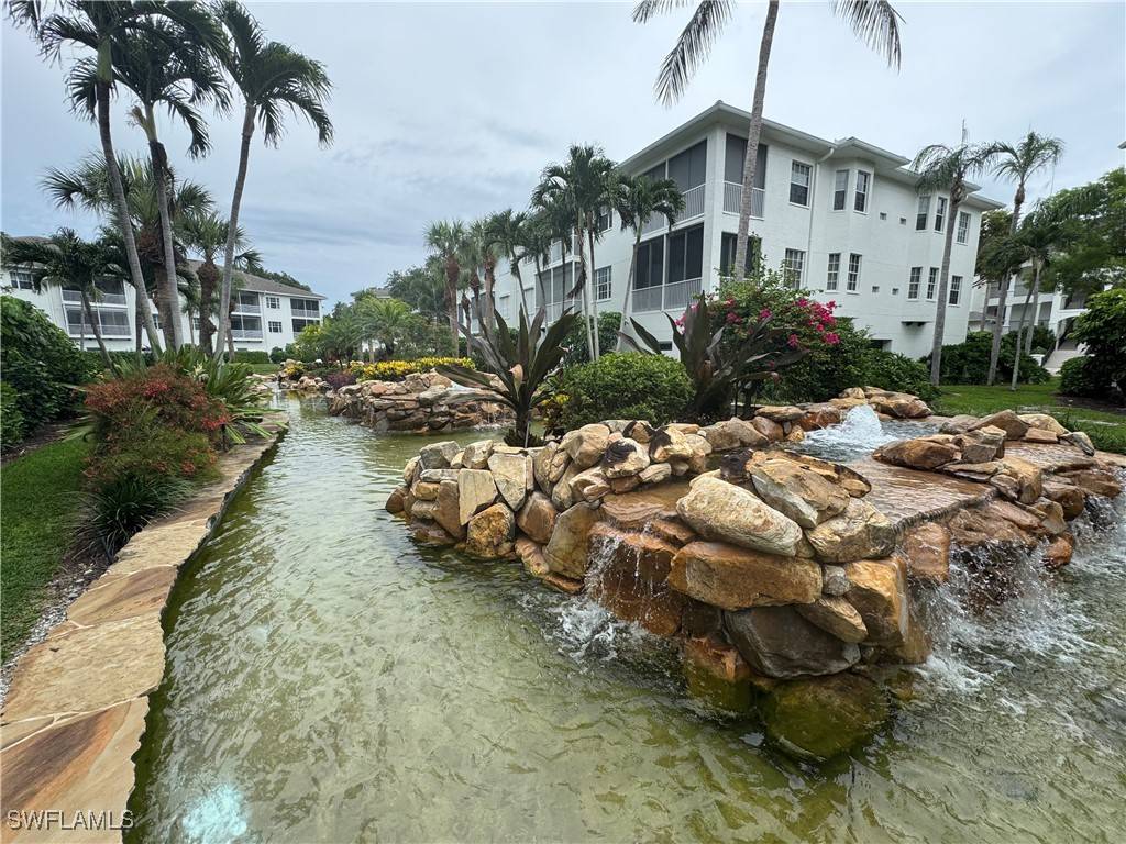 Naples, FL 34108,831 Sailaway LN #203
