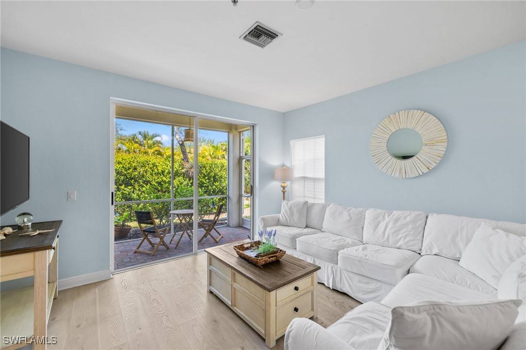 Naples, FL 34110,1305 SWEETWATER CV #104