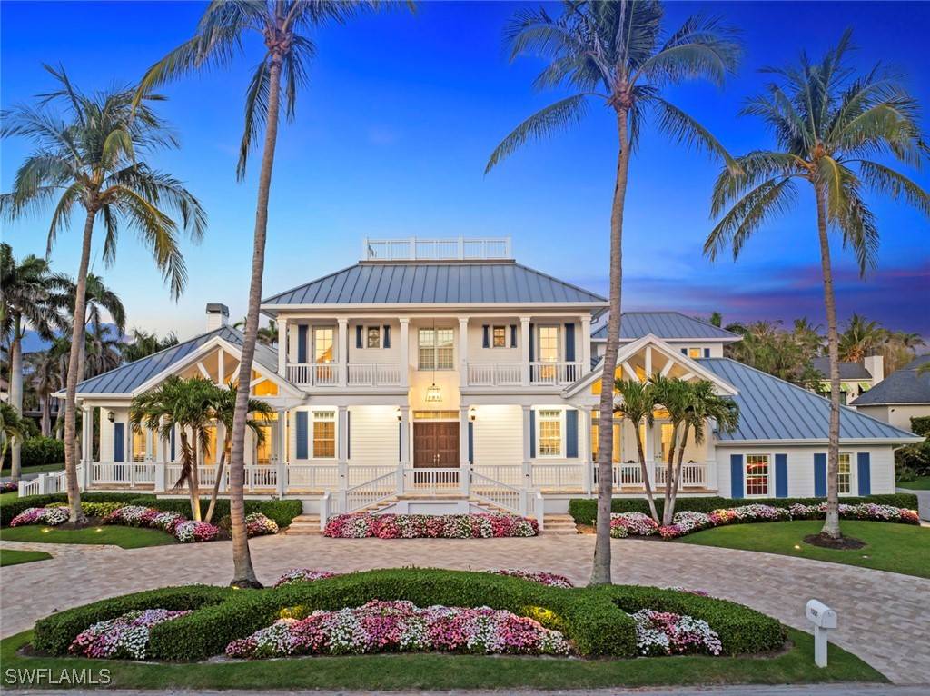Naples, FL 34102,1551 Gulf Shore BLVD S