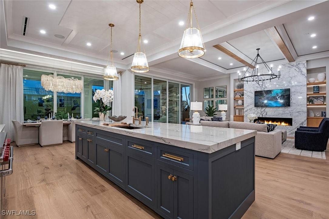 Naples, FL 34102,1380 Pelican AVE