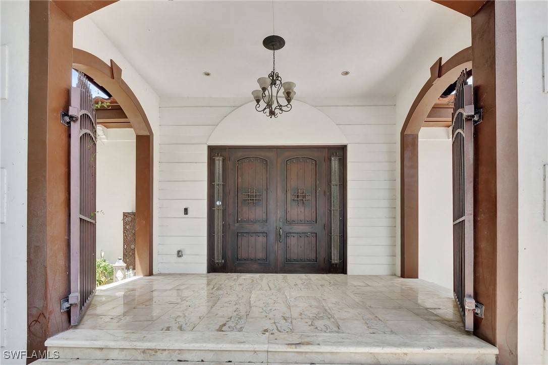 Naples, FL 34105,2605 64th ST SW