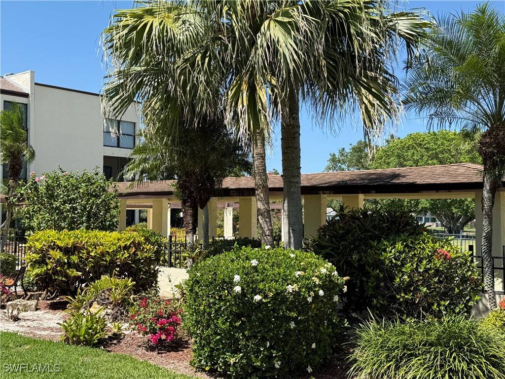 Naples, FL 34112,3625 Boca Ciega DR #210