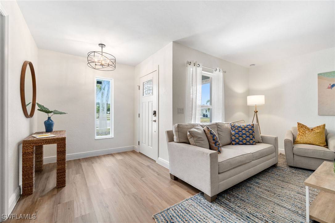 Naples, FL 34105,3565 Balboa CIR W