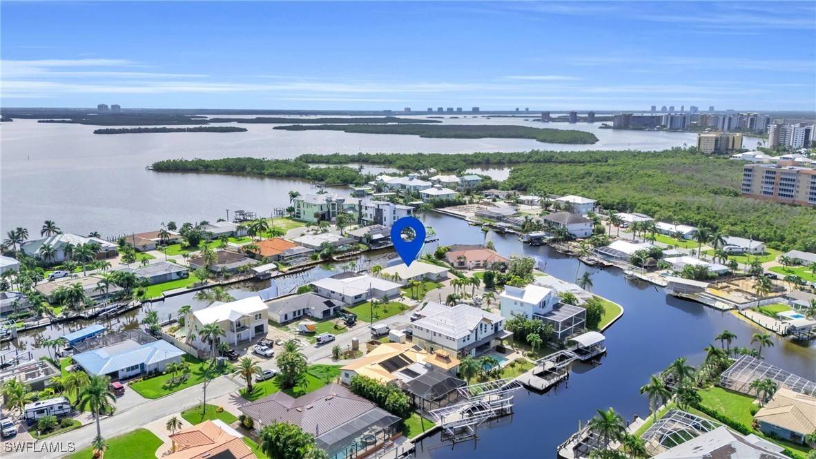 Fort Myers Beach, FL 33931,25 Palmview BLVD