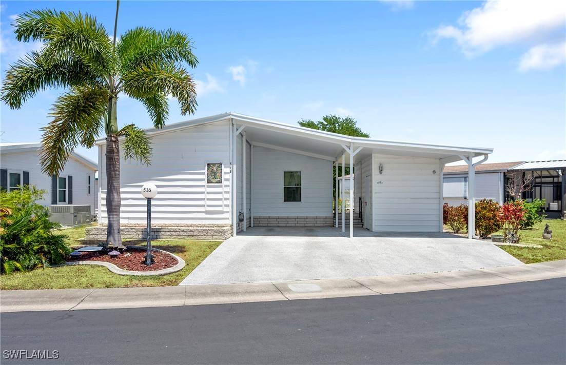 North Fort Myers, FL 33903,518 Misty LN