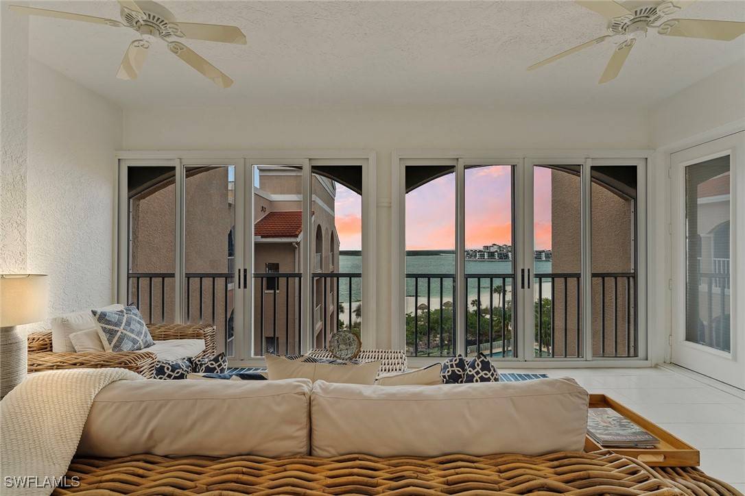 Marco Island, FL 34145,2000 Royal Marco WAY #607