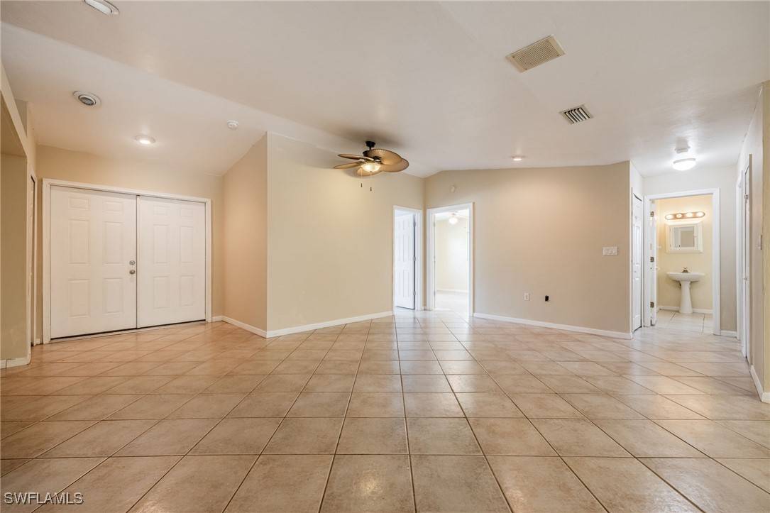 Fort Myers, FL 33967,17375 Phlox DR