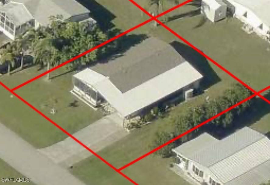 Bonita Springs, FL 34135,26249 Squire LN