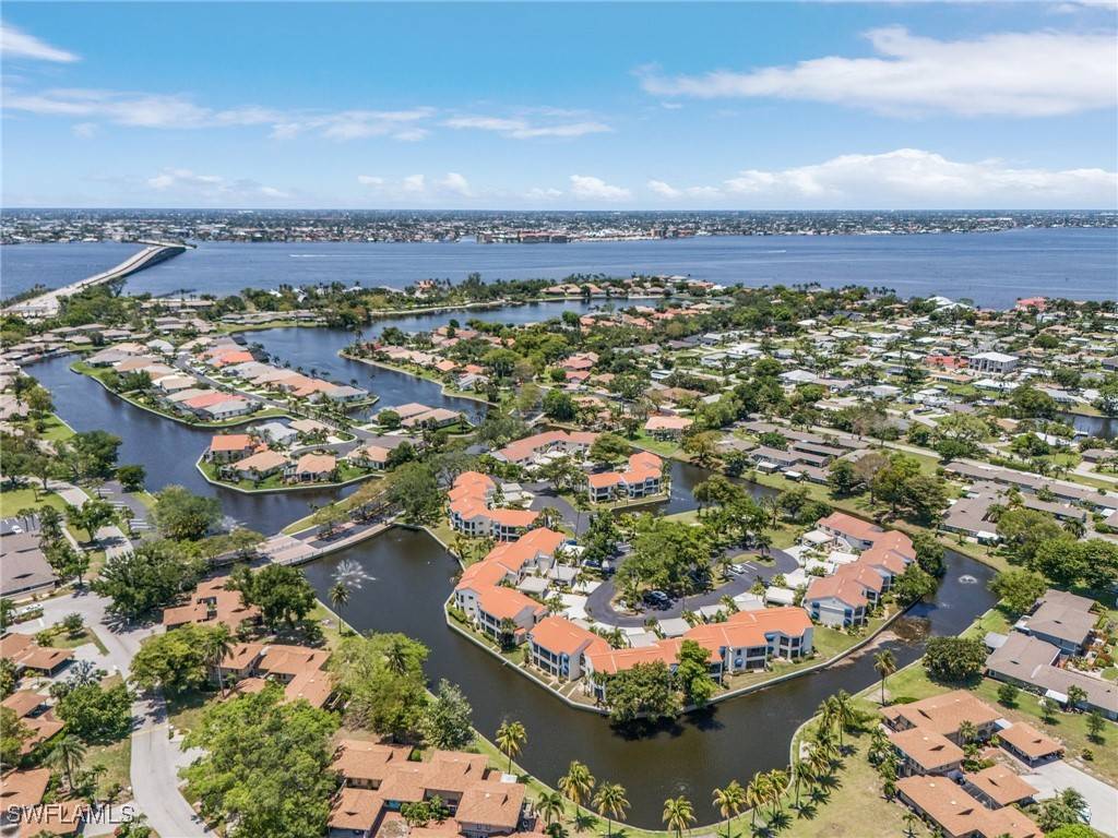 Fort Myers, FL 33919,9615 Halyards CT #12