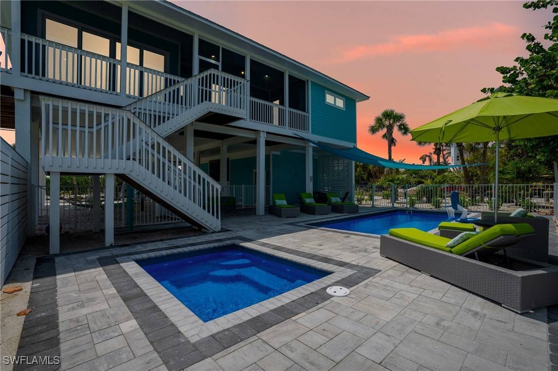 Upper Captiva, FL 33924,4540 Seair LN