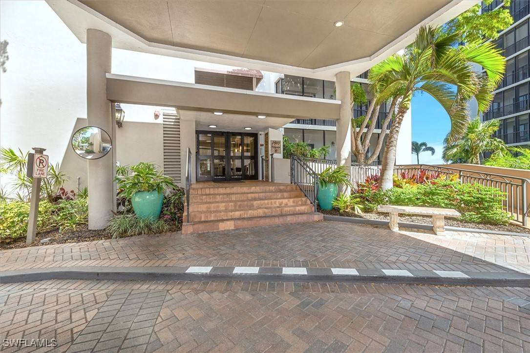 Fort Myers, FL 33901,1910 Virginia AVE #1302