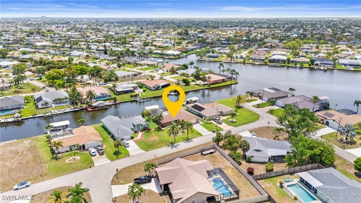 Cape Coral, FL 33904,206 SE 34th TER