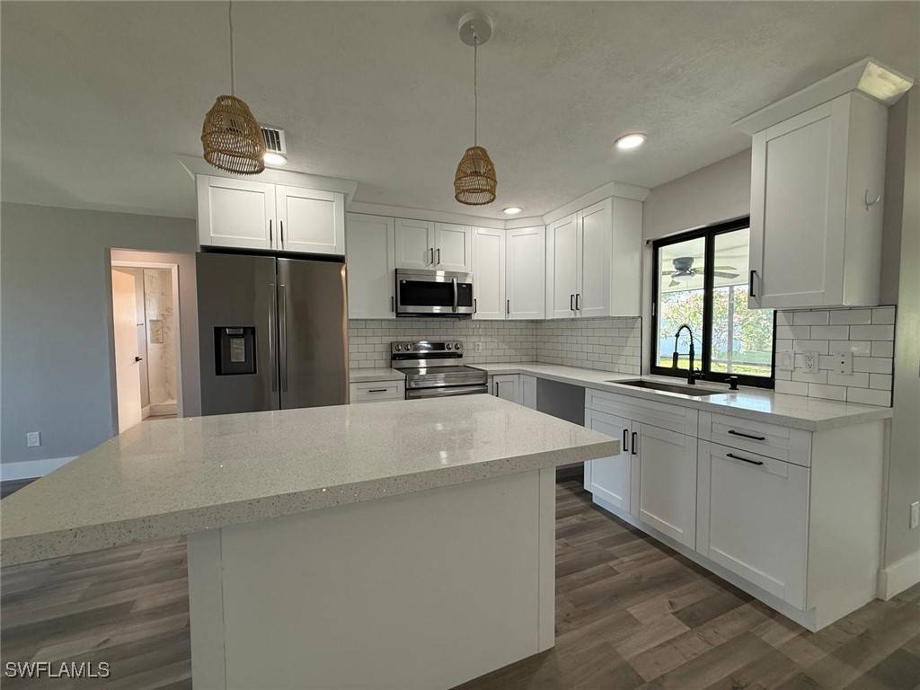 Cape Coral, FL 33904,1219 SE 25th TER