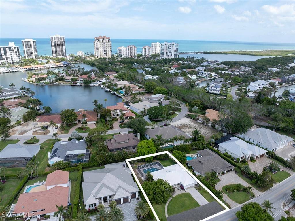 Naples, FL 34103,4711 Crayton RD