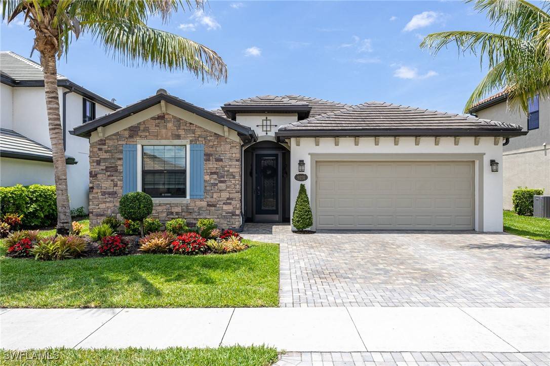 Naples, FL 34120,9231 Shadow Oak LN