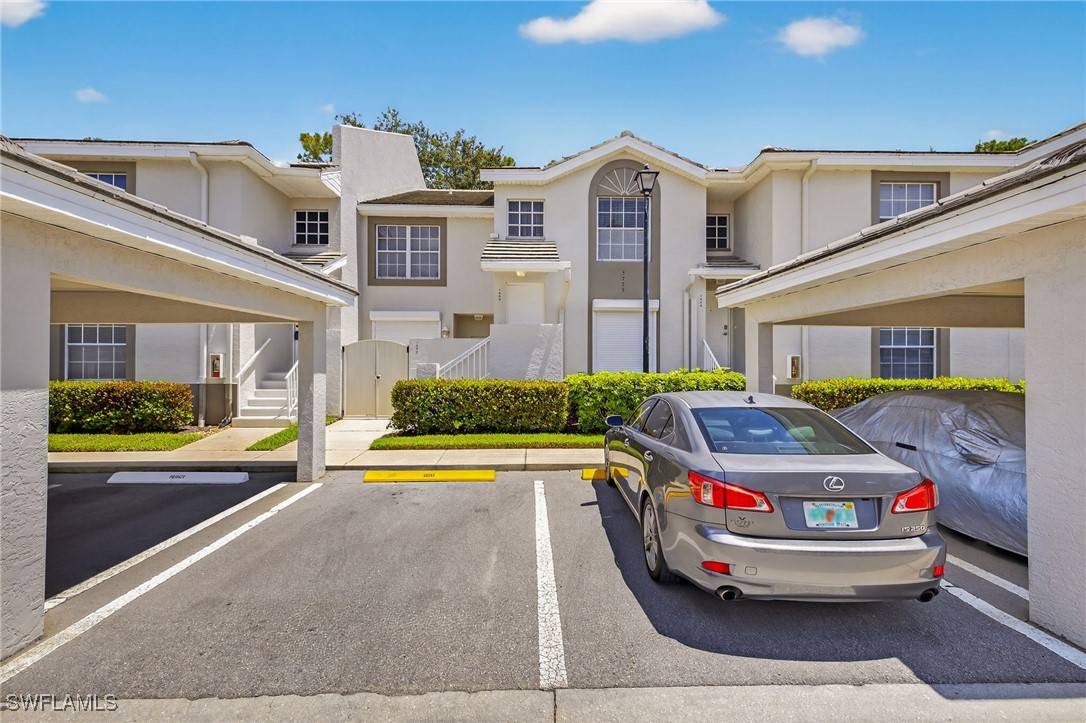 Naples, FL 34109,3775 Fieldstone BLVD #1405