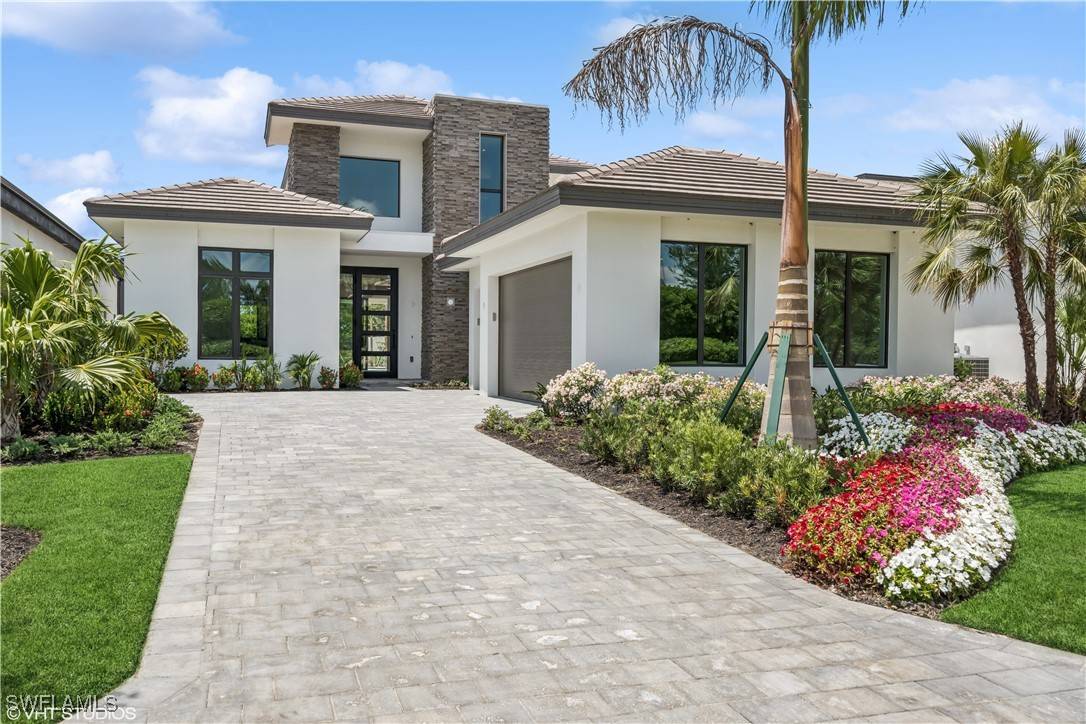 Miromar Lakes, FL 33913,19044 Via Messina WAY