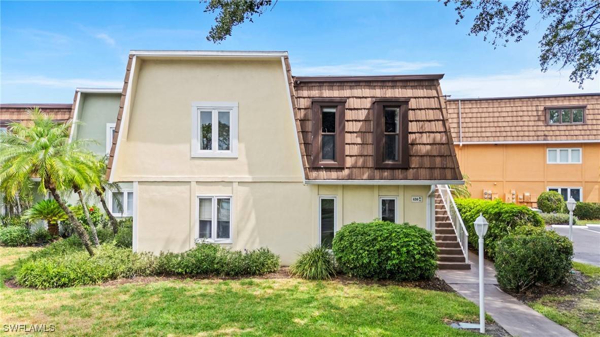 Naples, FL 34105,430 Meadowlark LN #430B