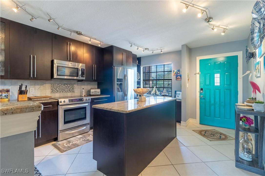 Naples, FL 34113,5535 Rattlesnake Hammock RD #205