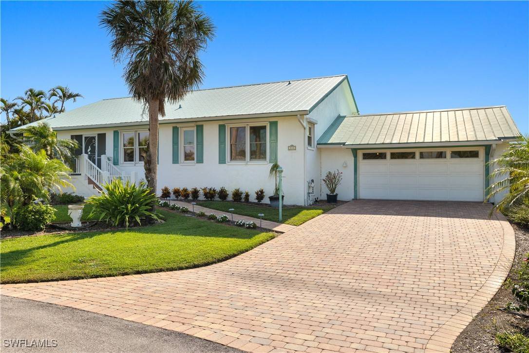 Sanibel, FL 33957,548 Chert CT