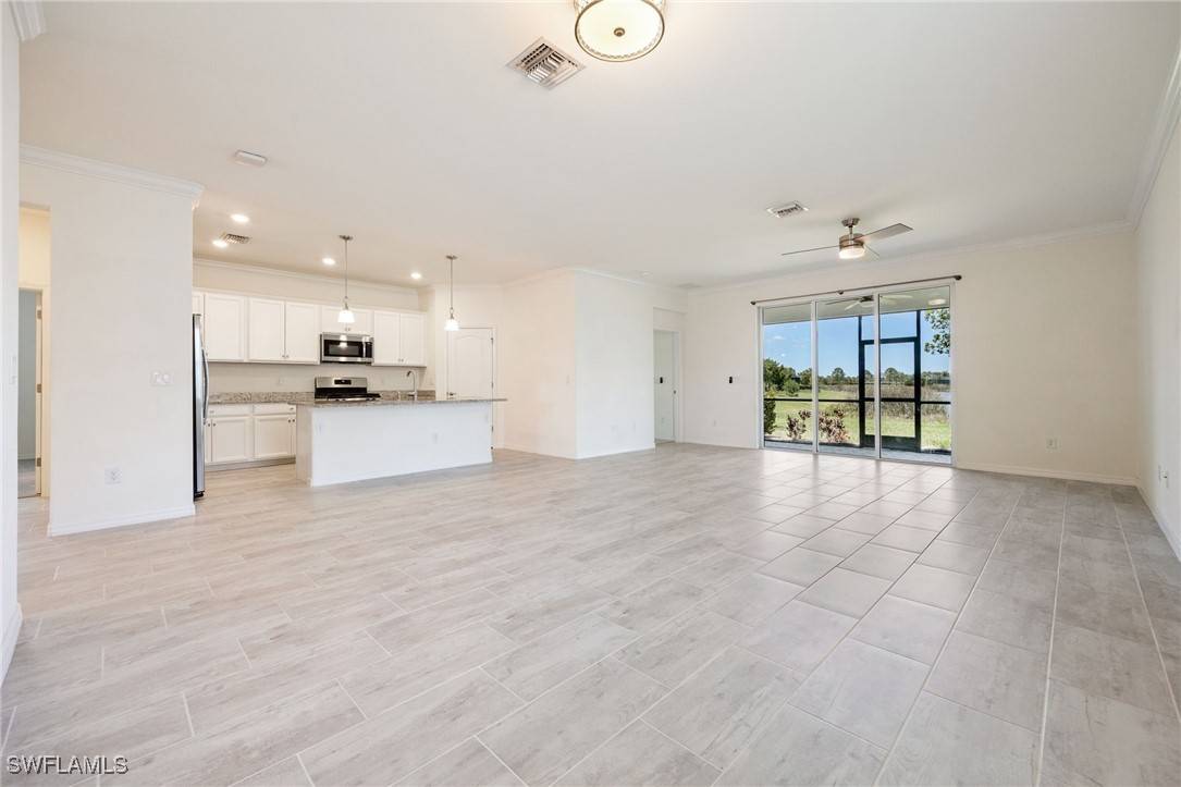 Punta Gorda, FL 33982,43706 Pinewood BND