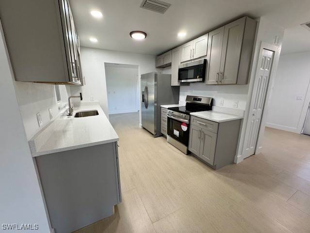 Cape Coral, FL 33990,708 SE 11th PL