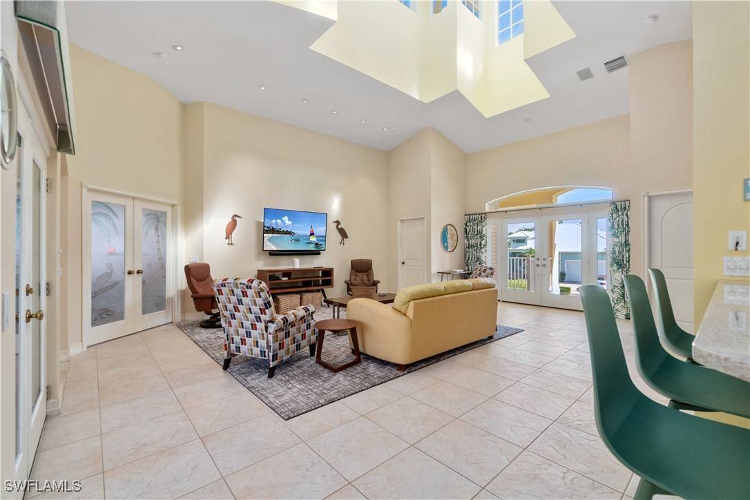 Bonita Springs, FL 34135,27130 Flamingo DR