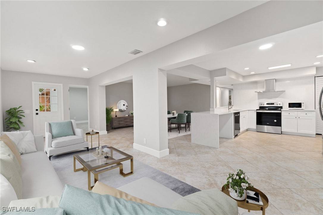 Naples, FL 34112,3 Kings RD #A7
