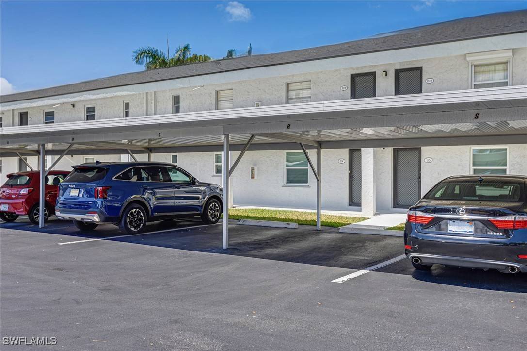 Naples, FL 34103,4126 Belair LN #B-10