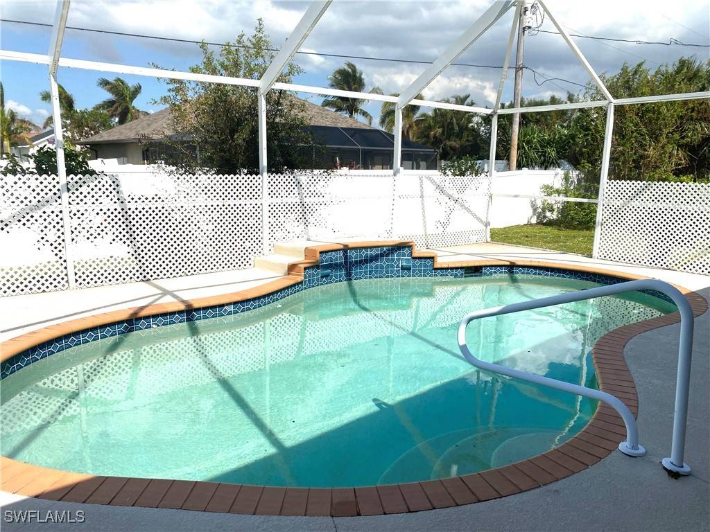 Cape Coral, FL 33914,1733 SW 40th TER