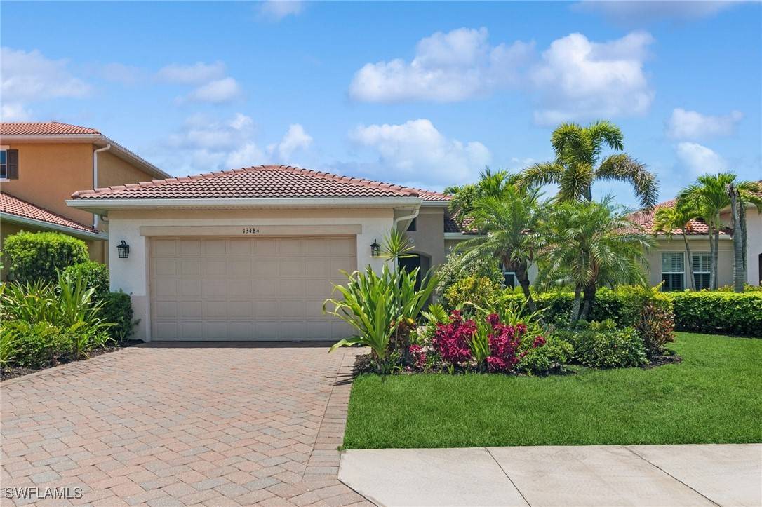Naples, FL 34109,13484 Cambridge LN