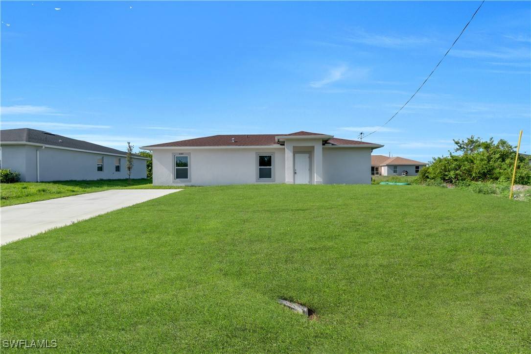 Lehigh Acres, FL 33974,380 Poplar ST