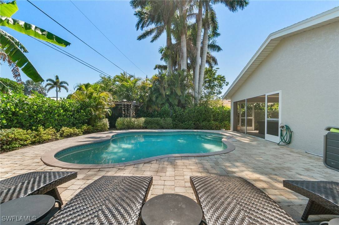 Naples, FL 34108,740 106th AVE N
