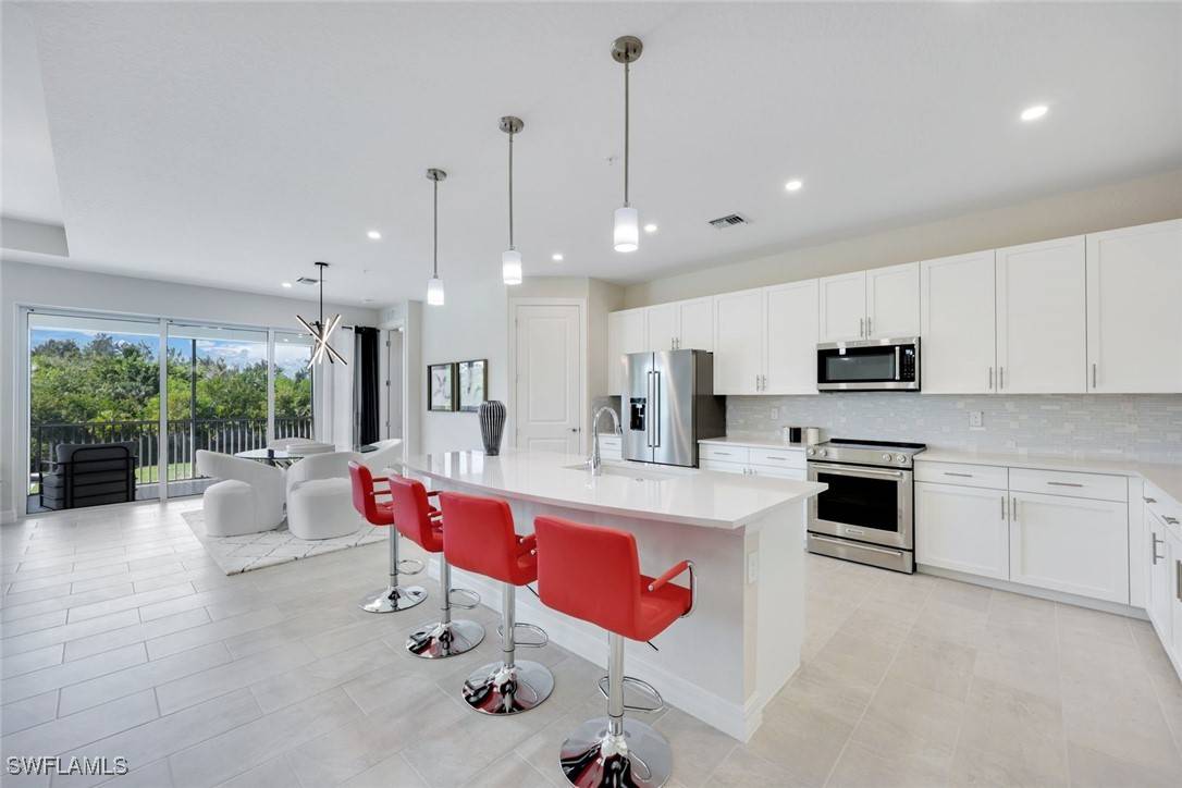 Naples, FL 34114,303 Indies DR W #201
