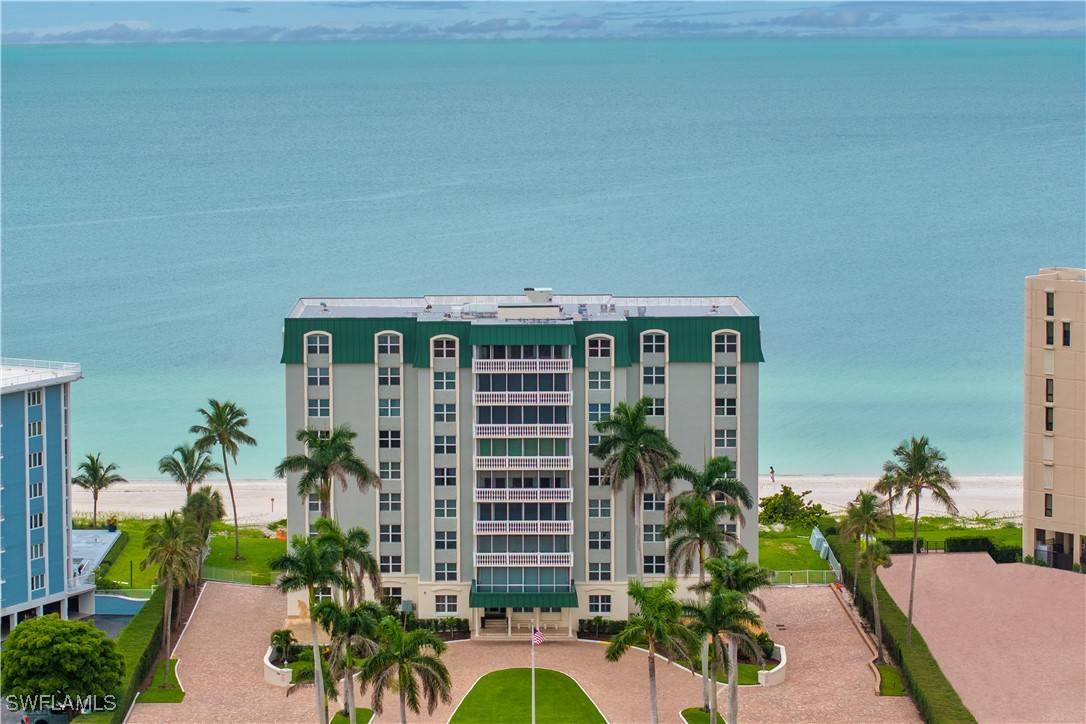 Naples, FL 34103,3003 Gulf Shore BLVD N #403