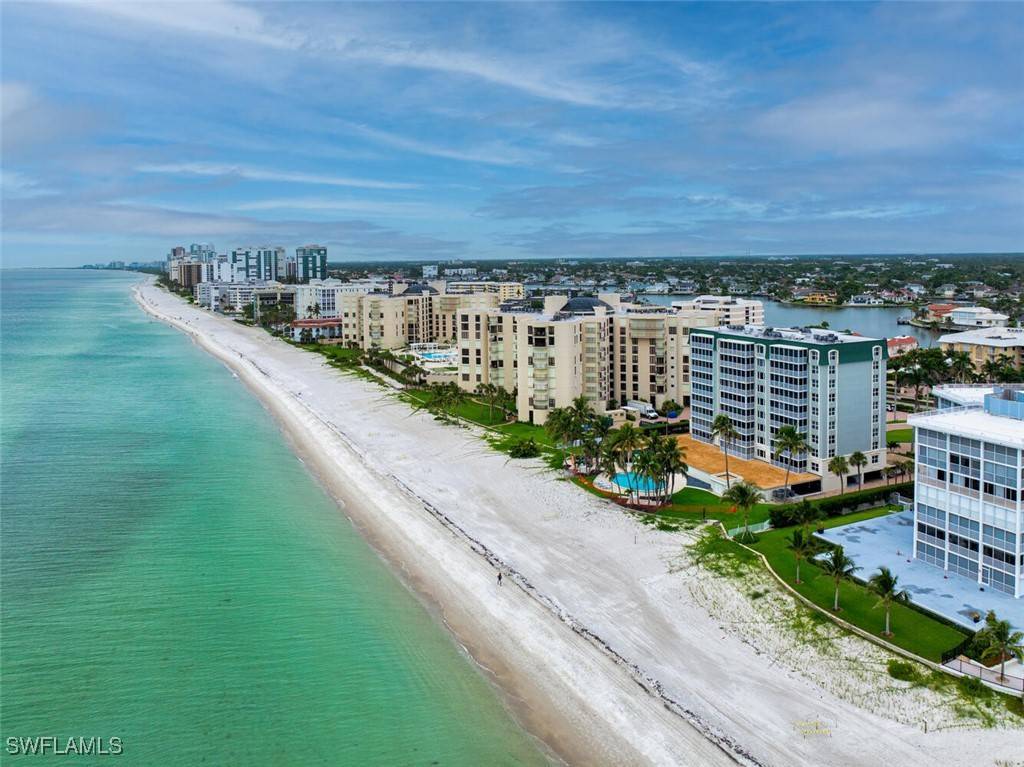 Naples, FL 34103,3003 Gulf Shore BLVD N #404