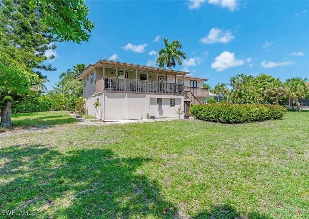 Marco Island, FL 34145,617 Somerset CT