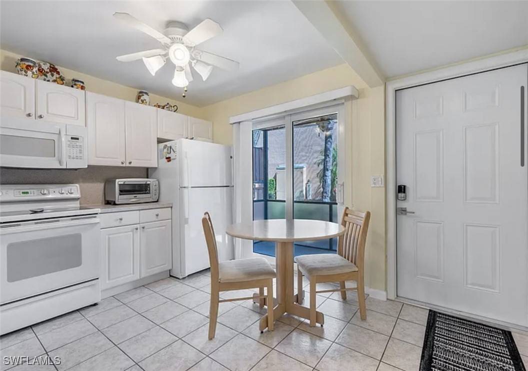 Naples, FL 34112,4080 Looking Glass LN #2905
