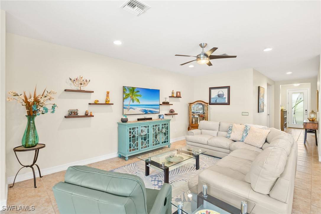 Naples, FL 34114,14687 Topsail DR