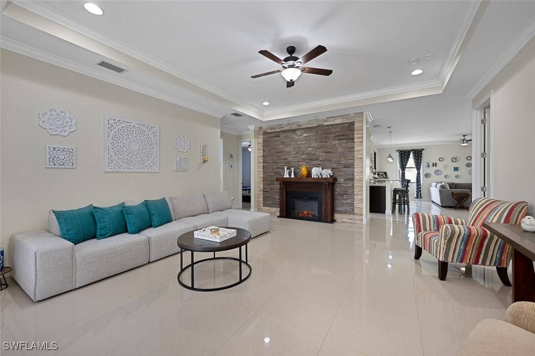 Naples, FL 34120,3460 4th AVE NE