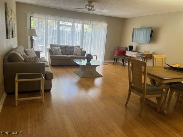 Naples, FL 34108,800 Meadowland DR #25-2